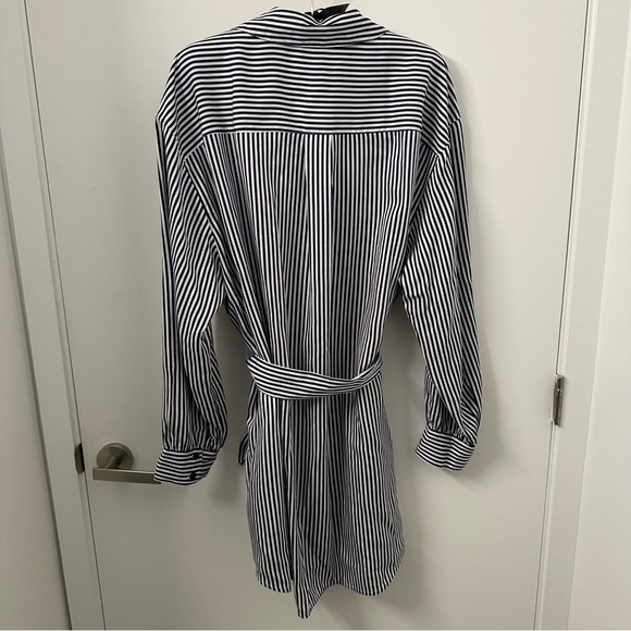 Lane Bryant Belted Button Down Long Sleeve Tunic - Picture 4 of 7